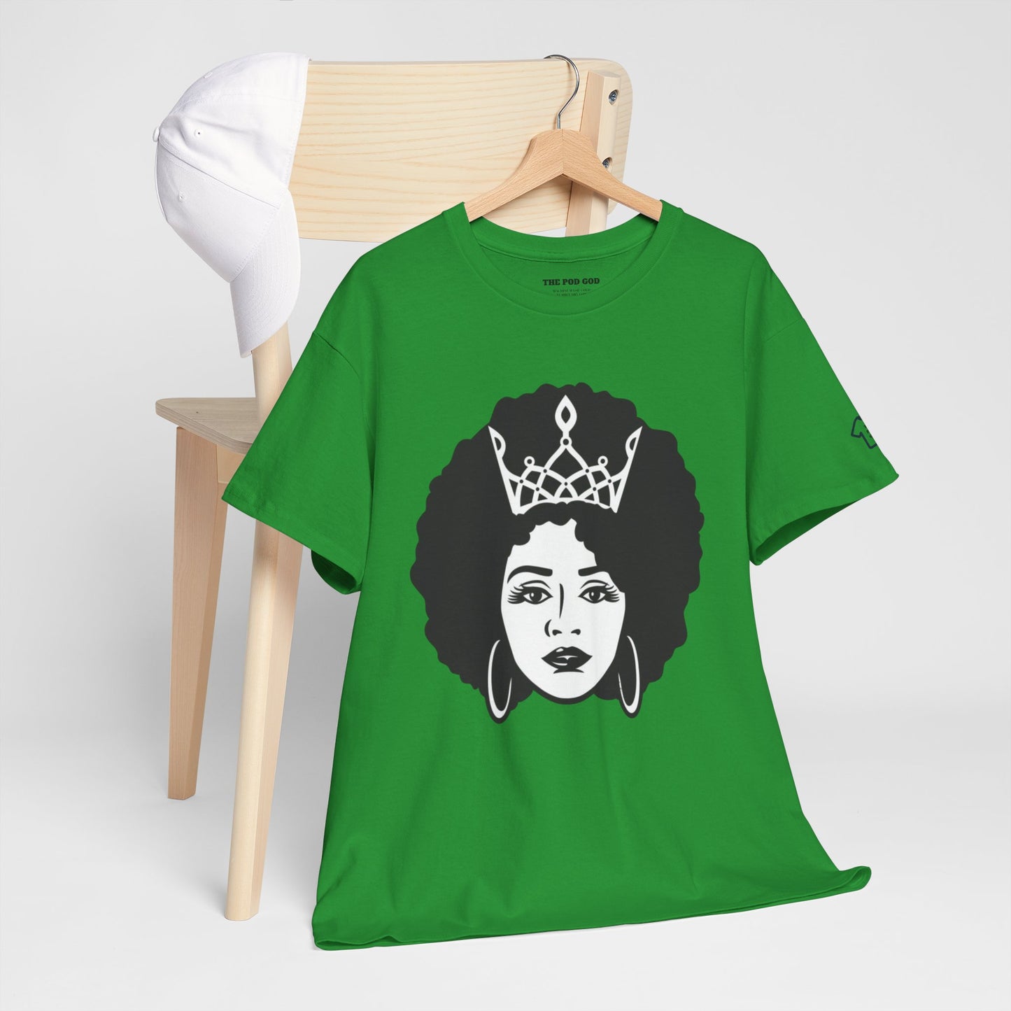 GIVING QUEEN ENERGY T-Shirt