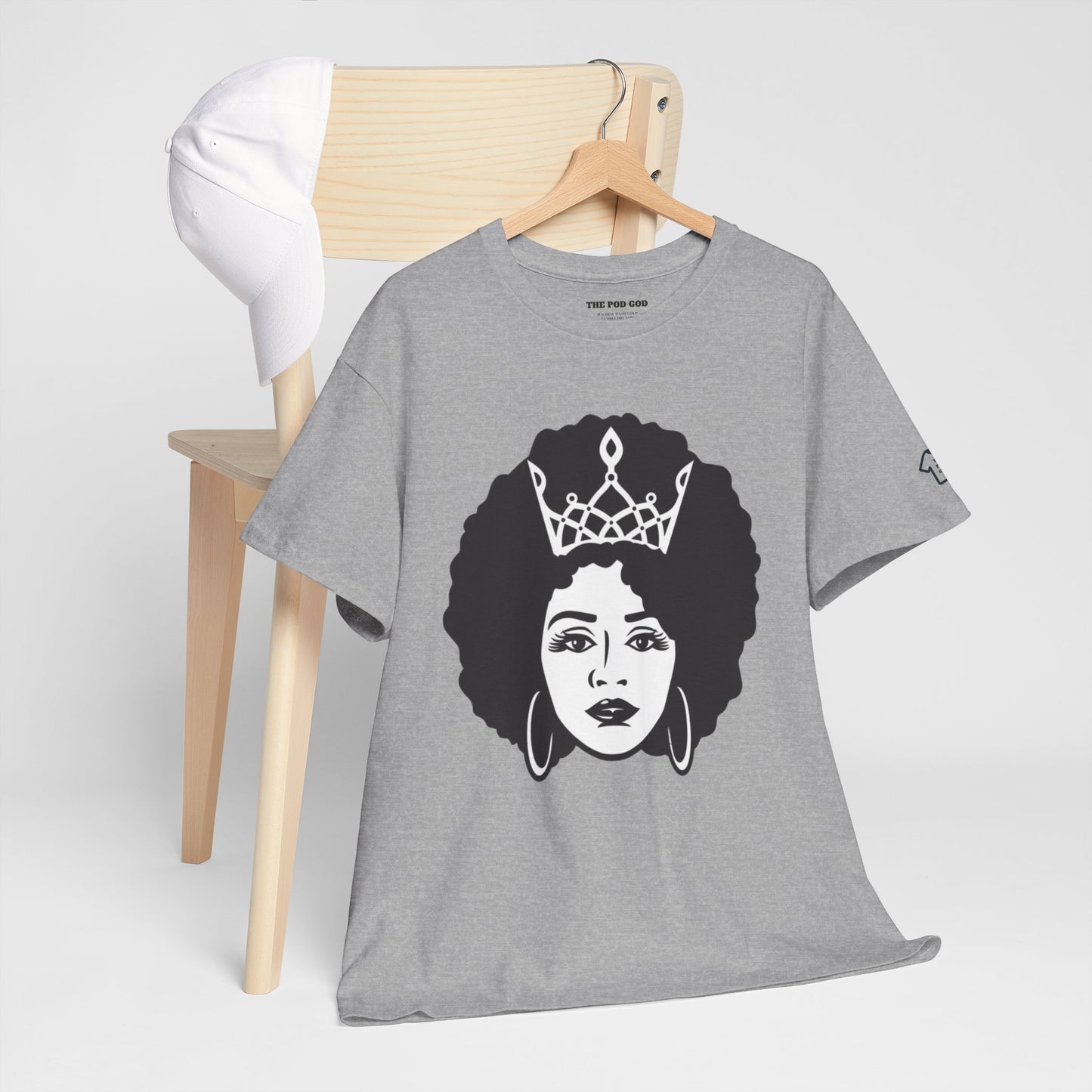 GIVING QUEEN ENERGY T-Shirt