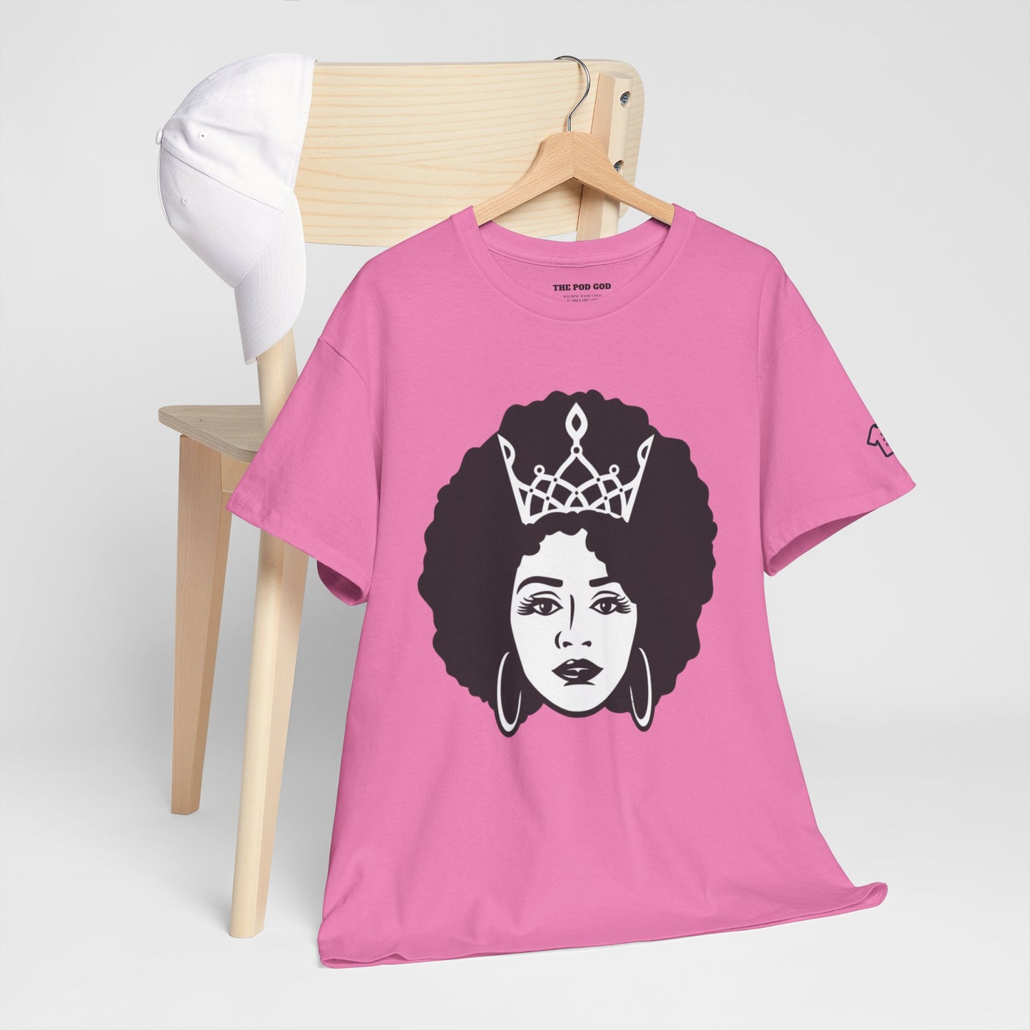 GIVING QUEEN ENERGY T-Shirt