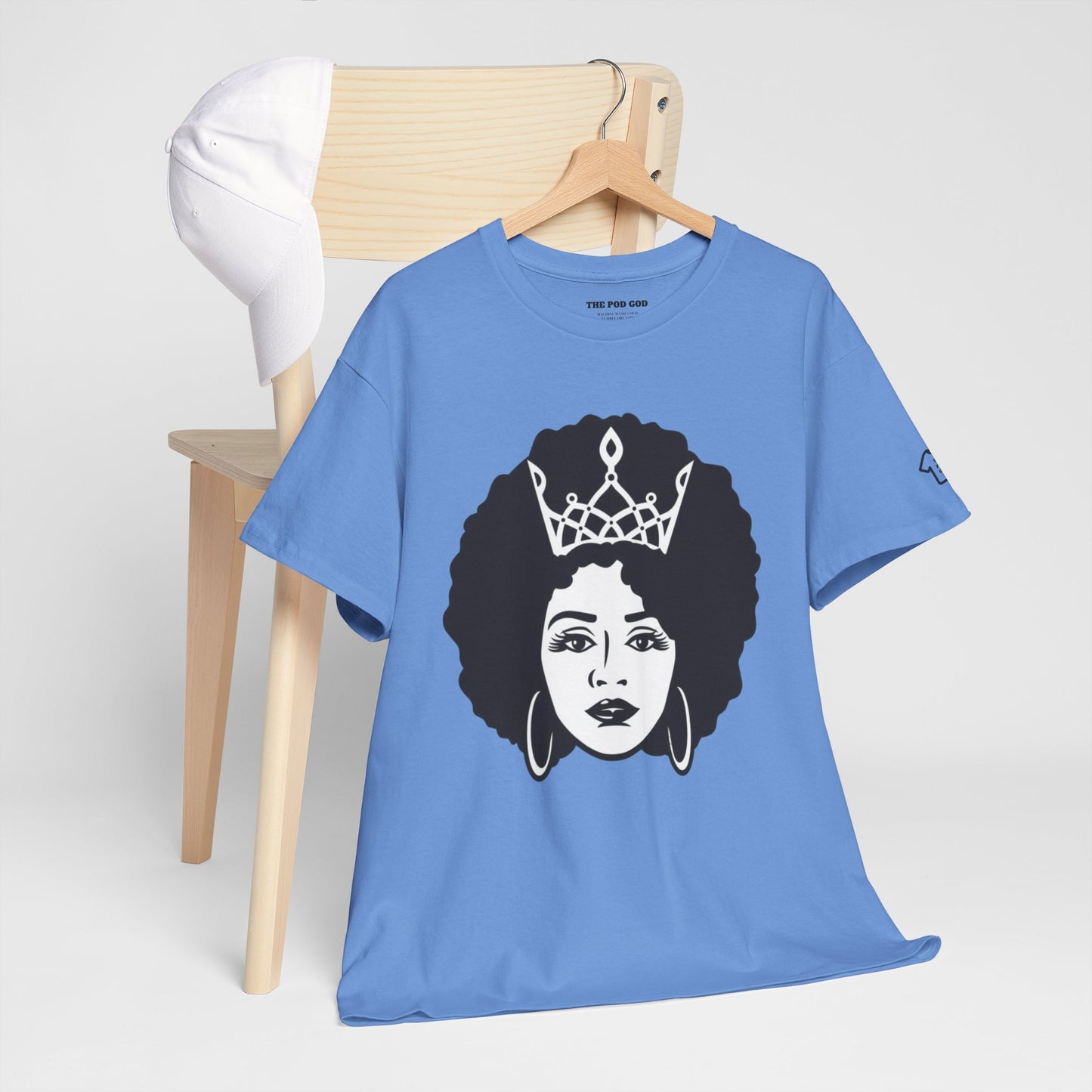 GIVING QUEEN ENERGY T-Shirt