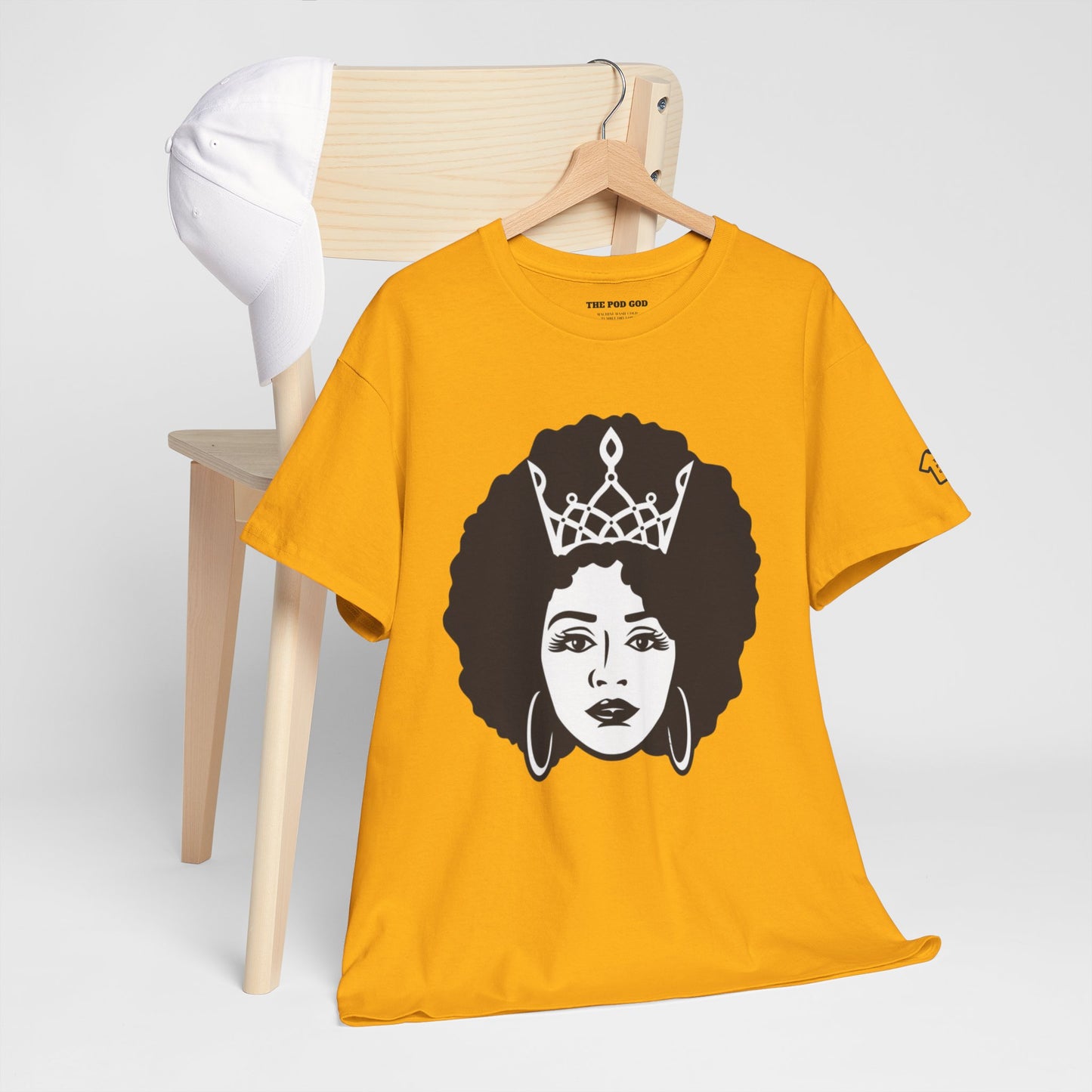 GIVING QUEEN ENERGY T-Shirt