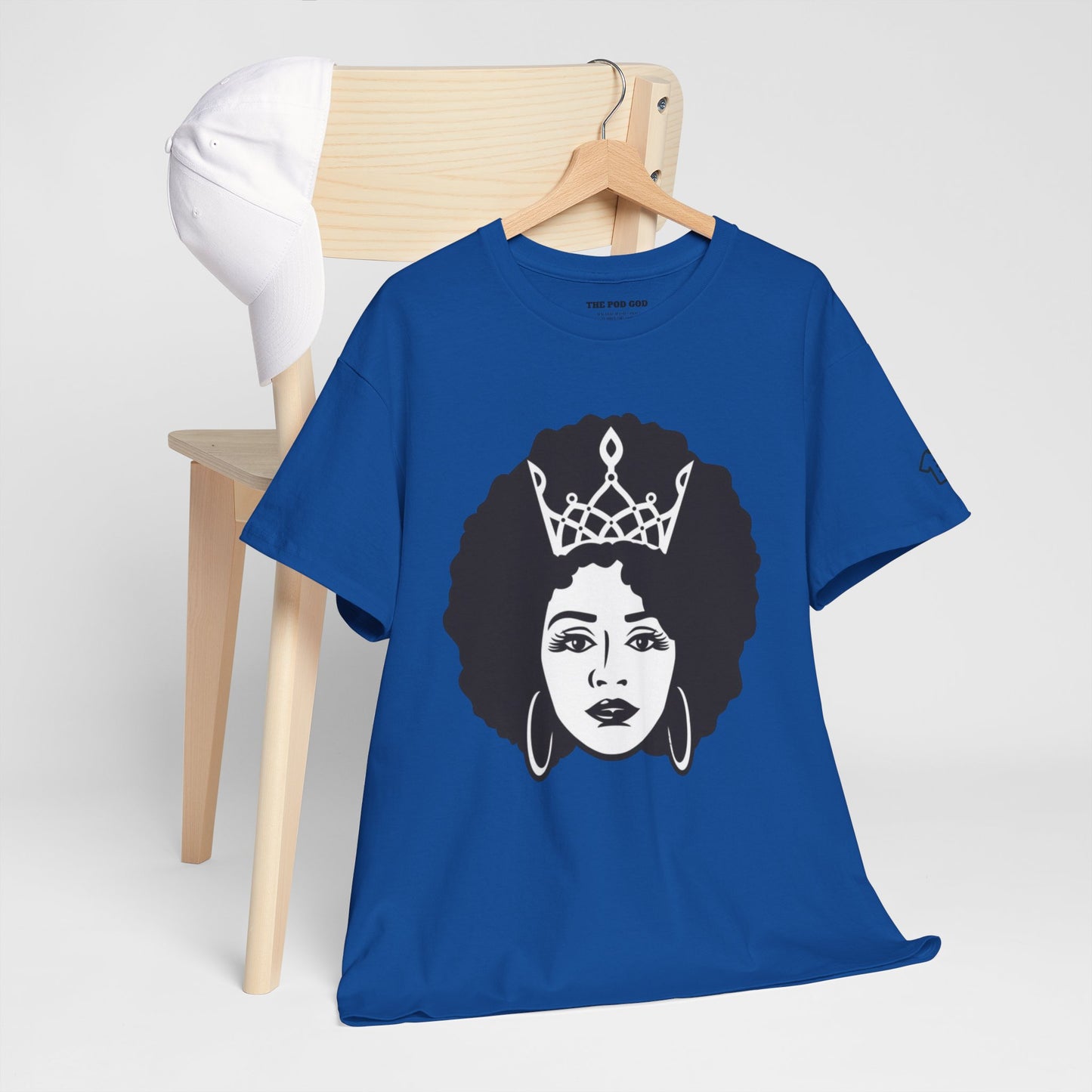 GIVING QUEEN ENERGY T-Shirt