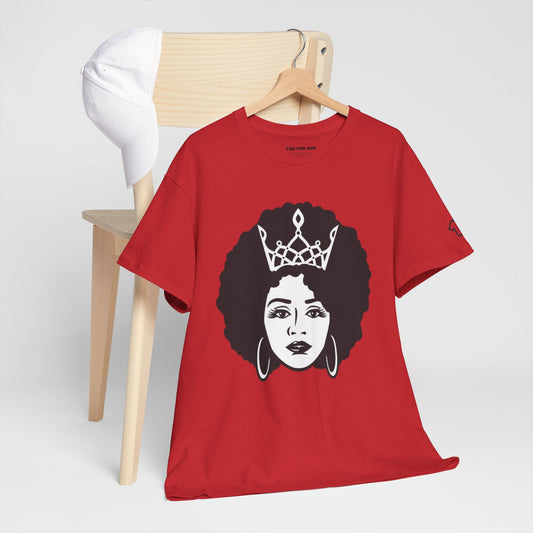 GIVING QUEEN ENERGY T-Shirt